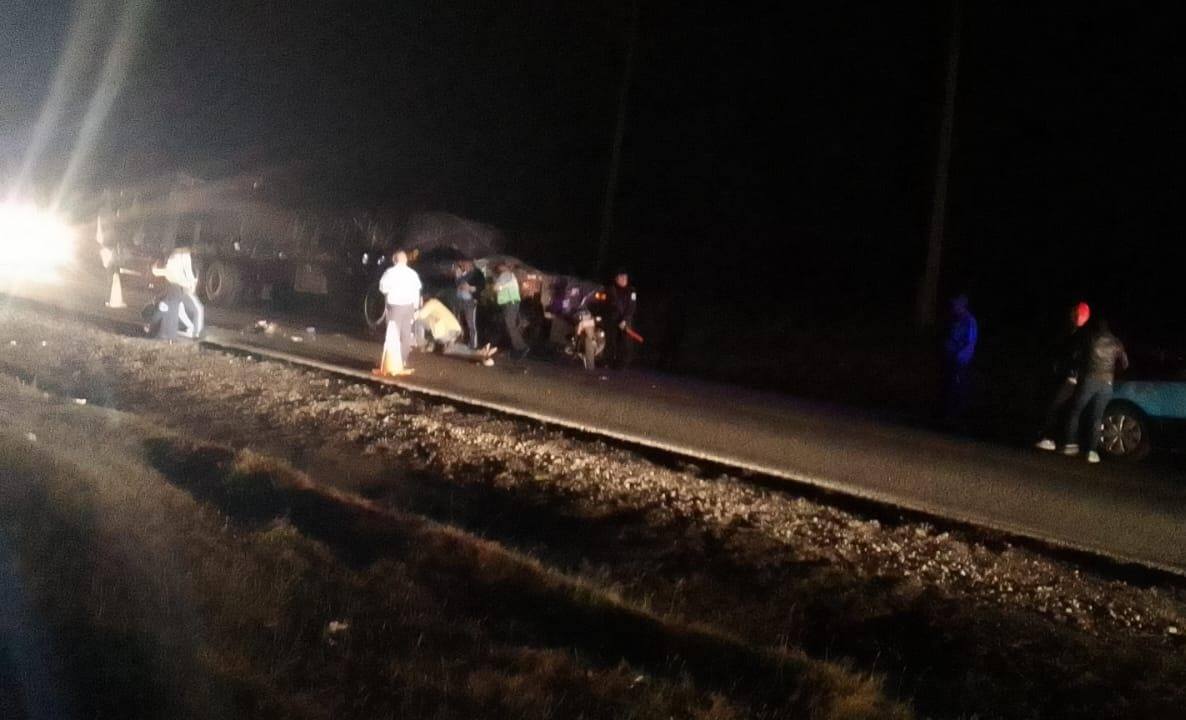 Motociclista fallece al estrellarse contra rastra en carretera Managua-Boaco