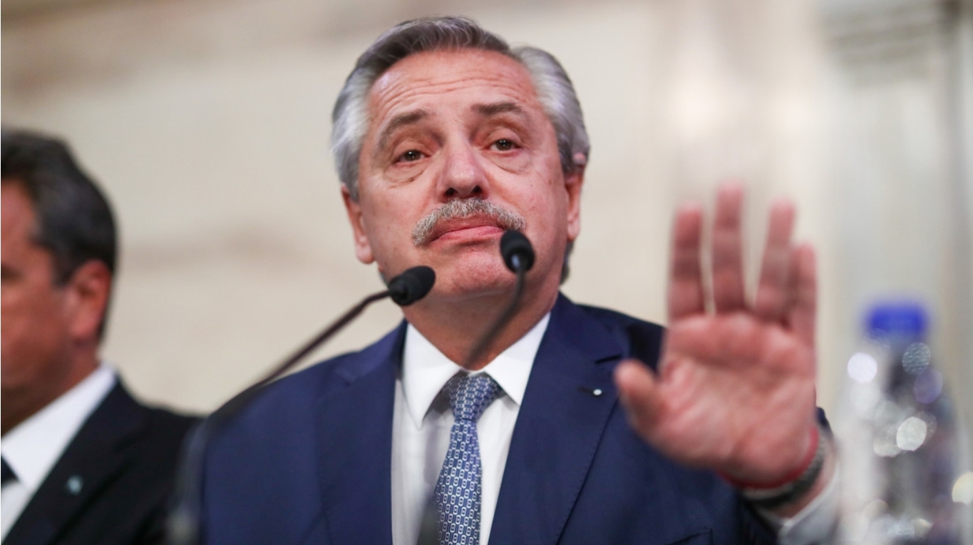 Alberto Fernández solicita restitución inmediata de su hijo con Fabiola Yáñez