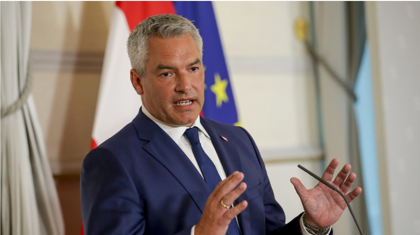 Renuncia el canciller de Austria, Karl Nehammer