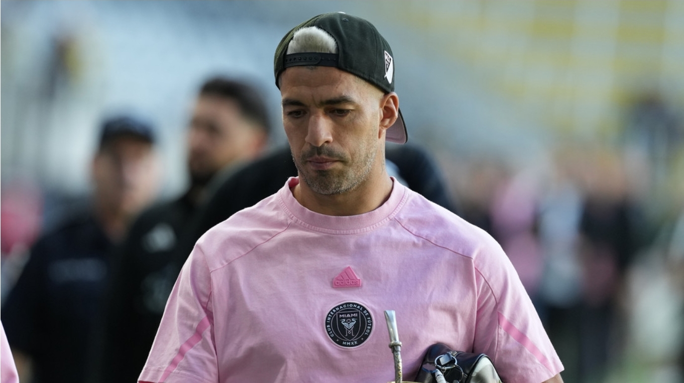 Luis Suárez ayuda a evitar un suicidio en Uruguay