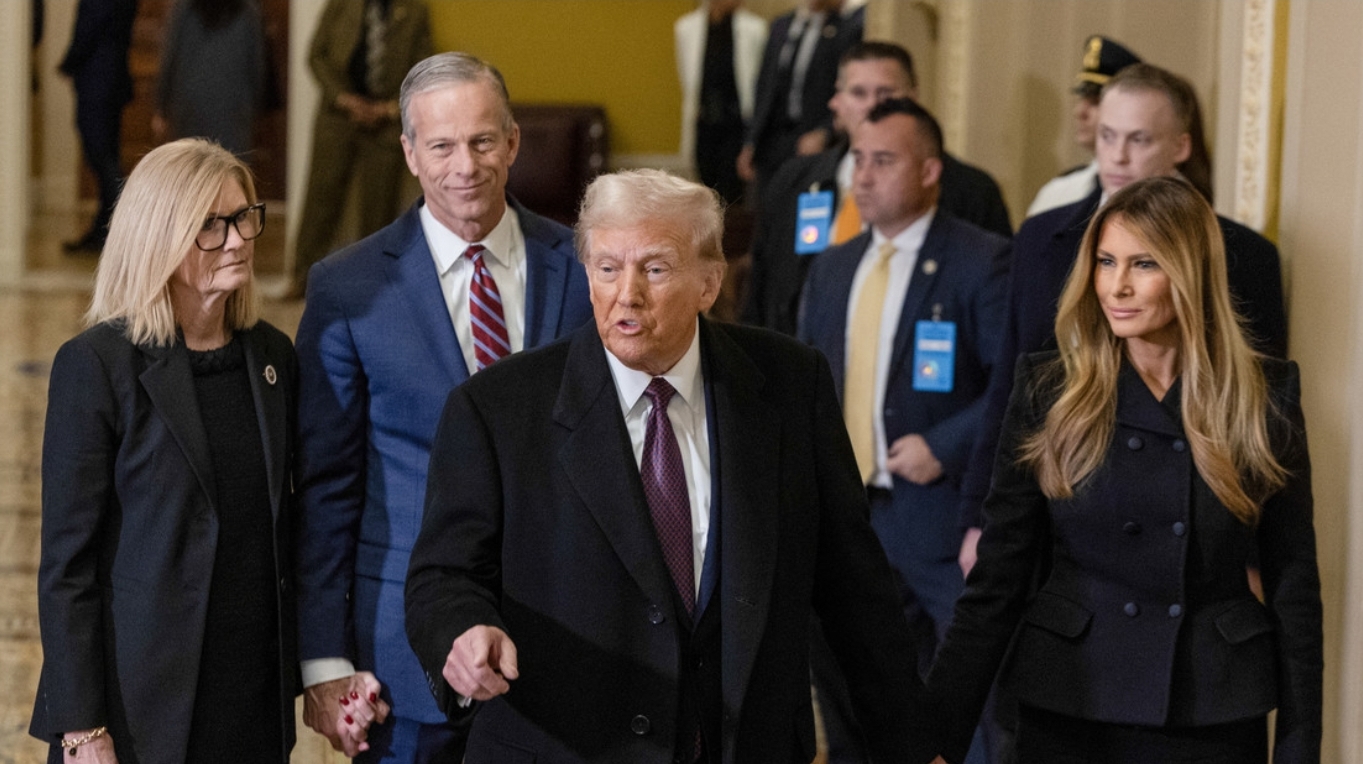 El equipo de Trump advierte a Dinamarca que “va en serio” con la compra de Groenlandia