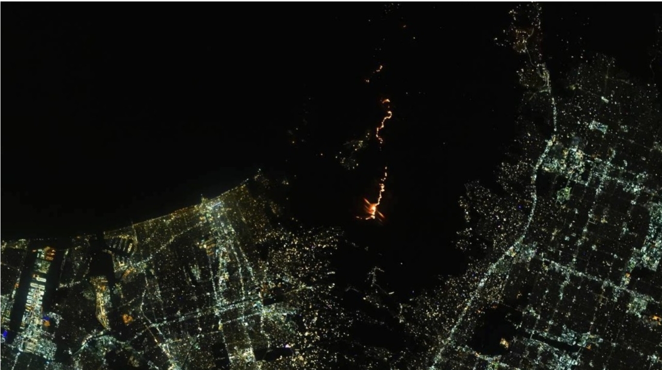 Los devastadores incendios en Los Ángeles vistos desde el espacio