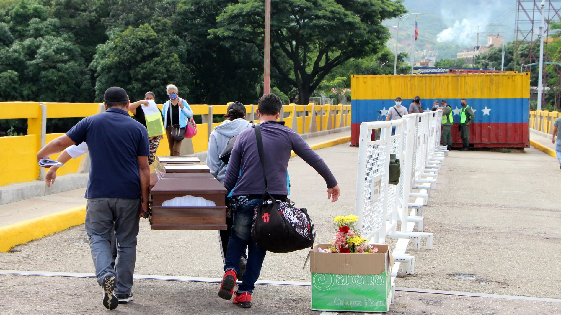 Venezuela cierra la frontera con Colombia durante 3 días por una “conspiración internacional”