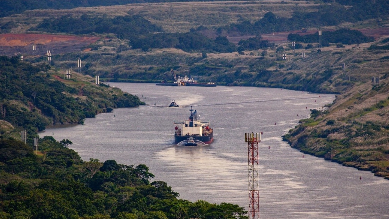 Presentan en EEUU un proyecto de ley para recomprar el canal de Panamá