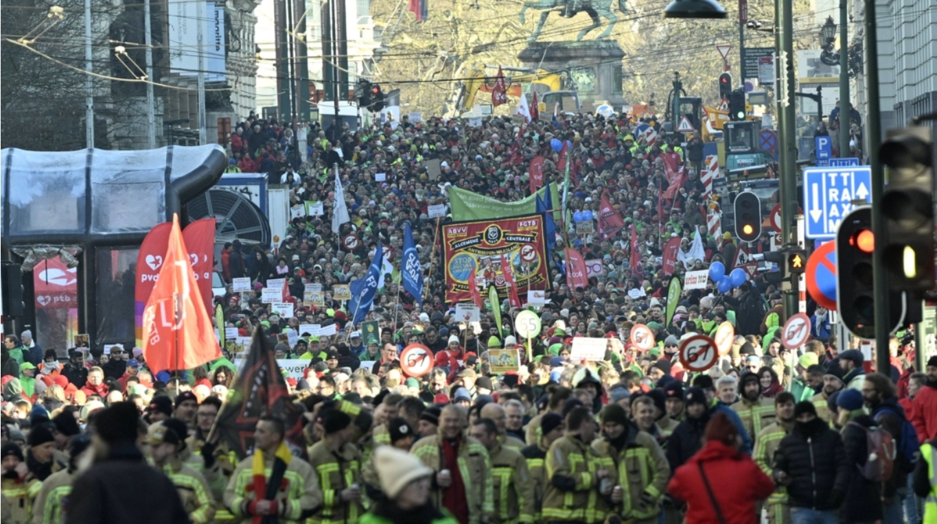 Huelga masiva contra medidas de austeridad causa caos en Bélgica