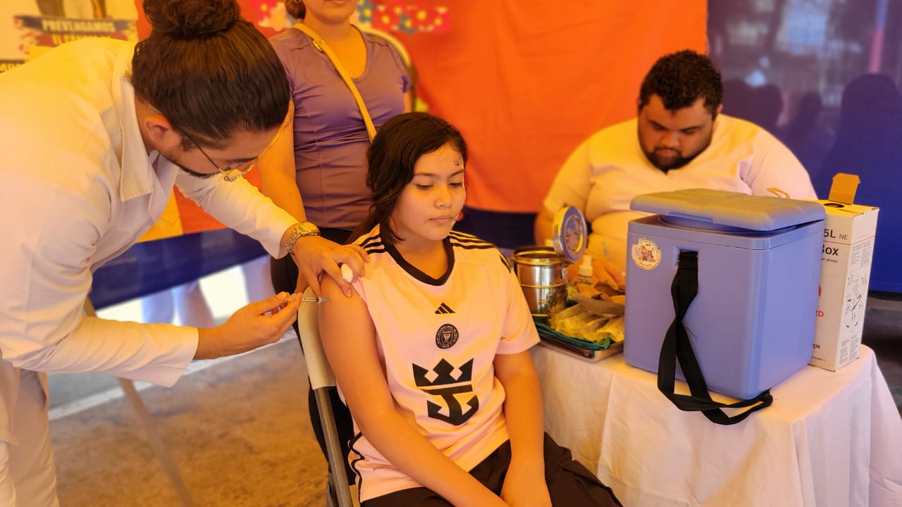 Arranca vacunación gratuita contra el VPH a niñas de 10 a 11 años en Nicaragua
