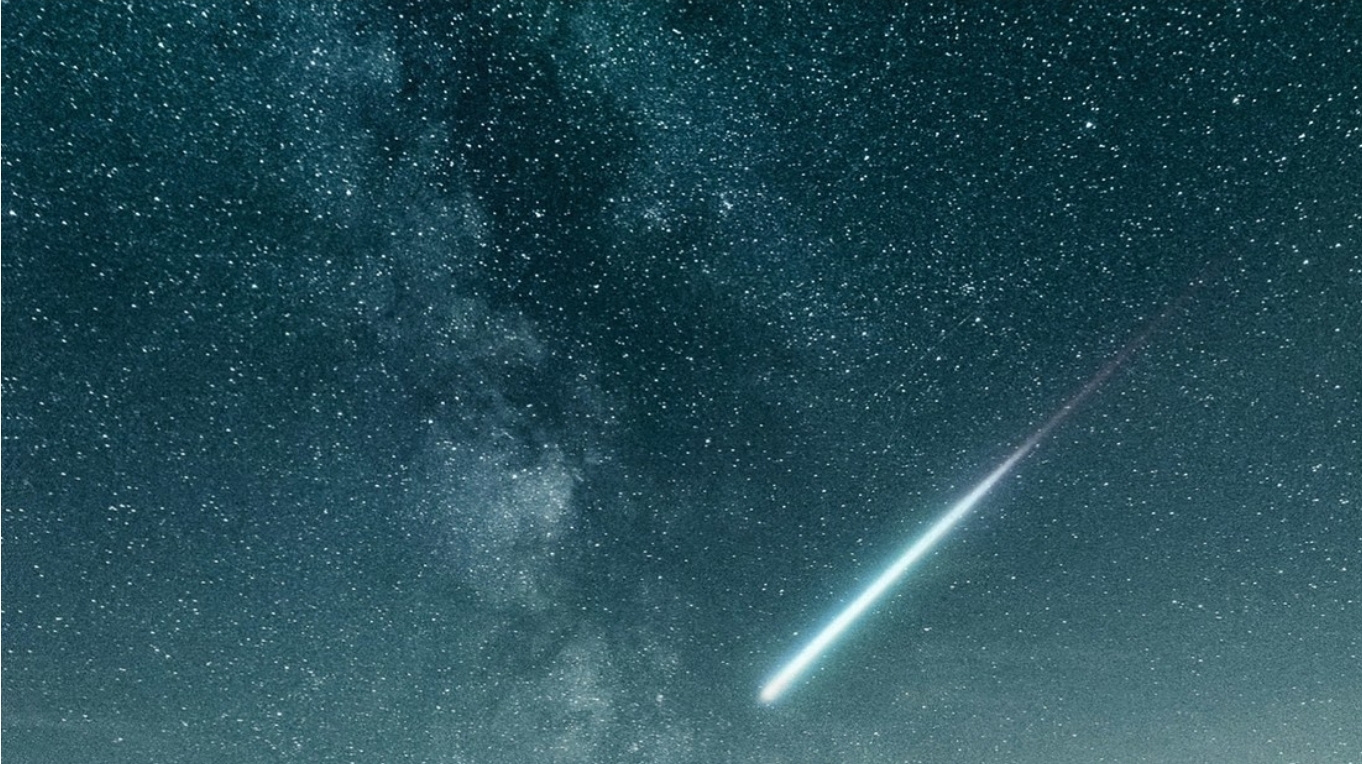 Captan un misterioso objeto luminoso sobrevolando Perú a gran velocidad