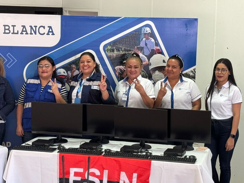 Cruz Blanca computadoras