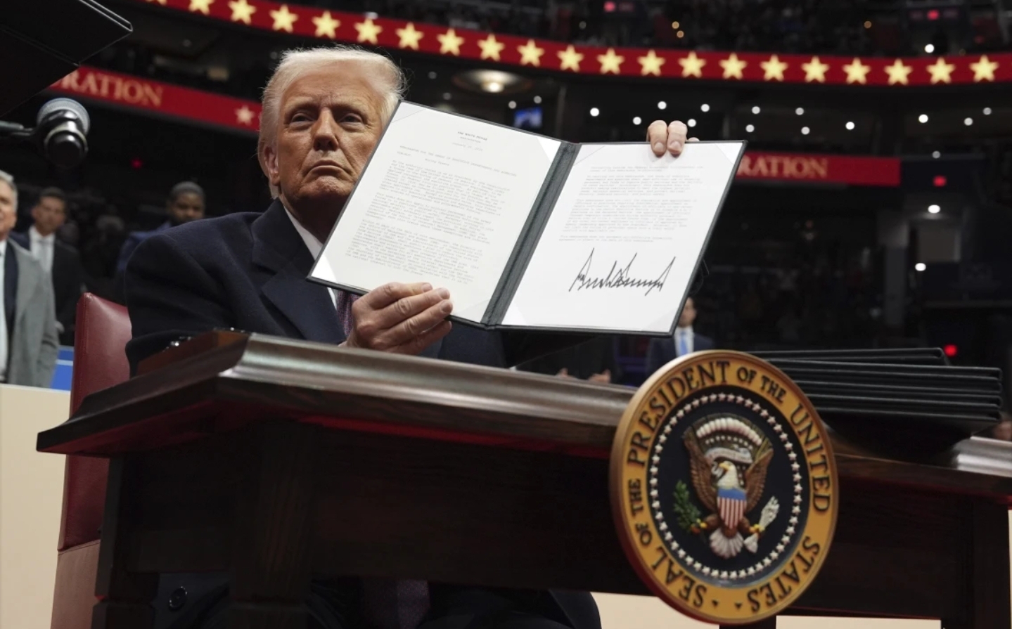 Trump anula decisión de Biden de retirar a Cuba de la lista de Estados que patrocinan el terrorismo