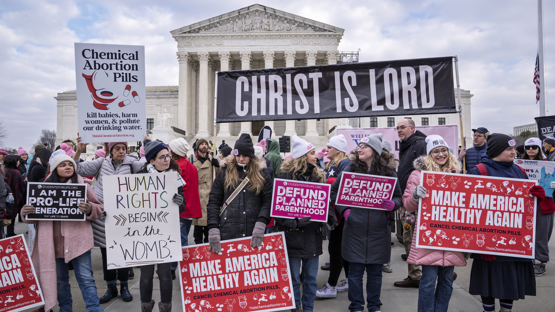 Trump resucita políticas antiaborto en EEUU