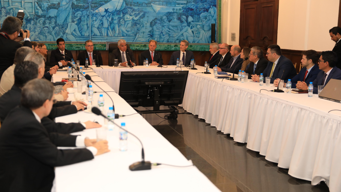 Panamá desarrolla plan para construir un tren que llegue hasta Costa Rica  
