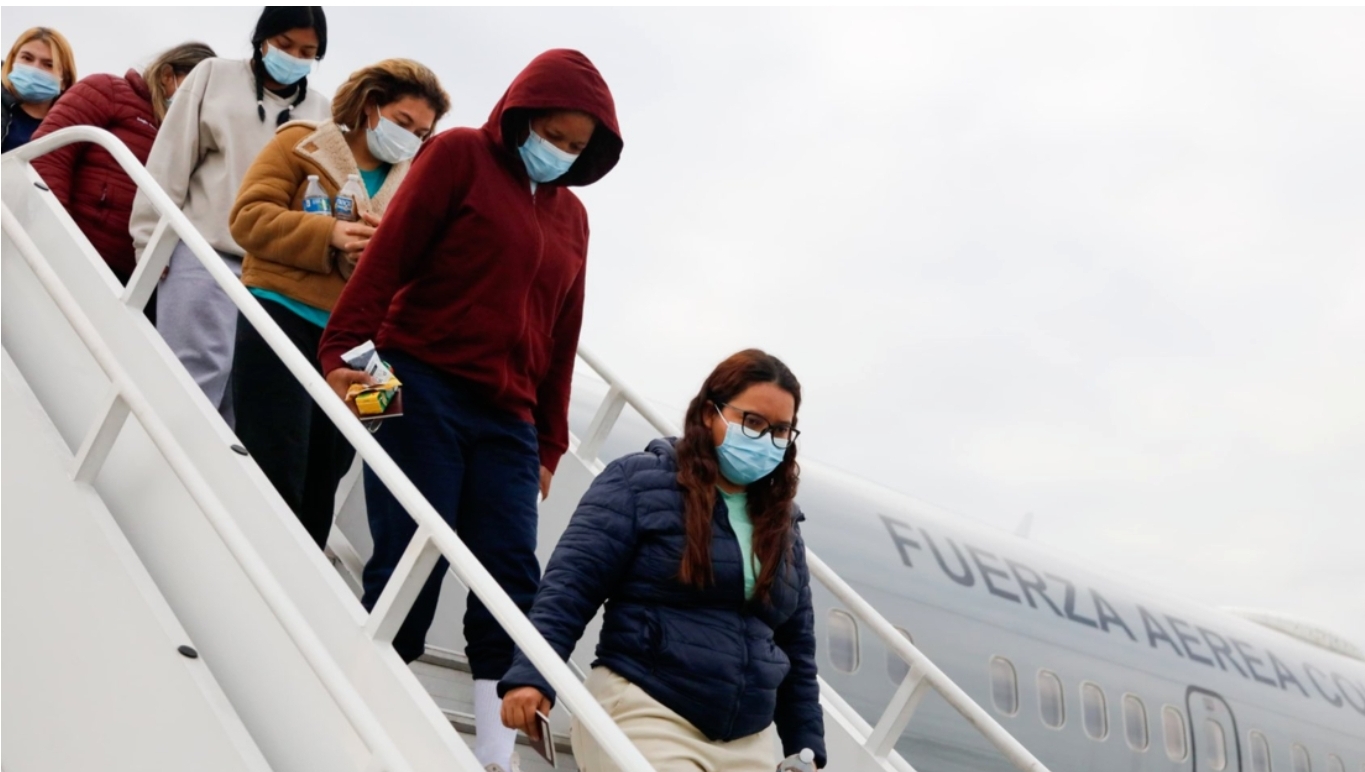 Colombia denuncia el trato “denigrante” a los menores deportados por EEUU