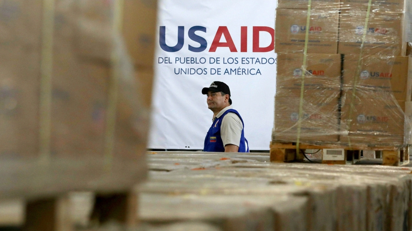 “Robaron al tigre en su propia casa”: Cabello dice que opositores venezolanos estafaron a la USAID