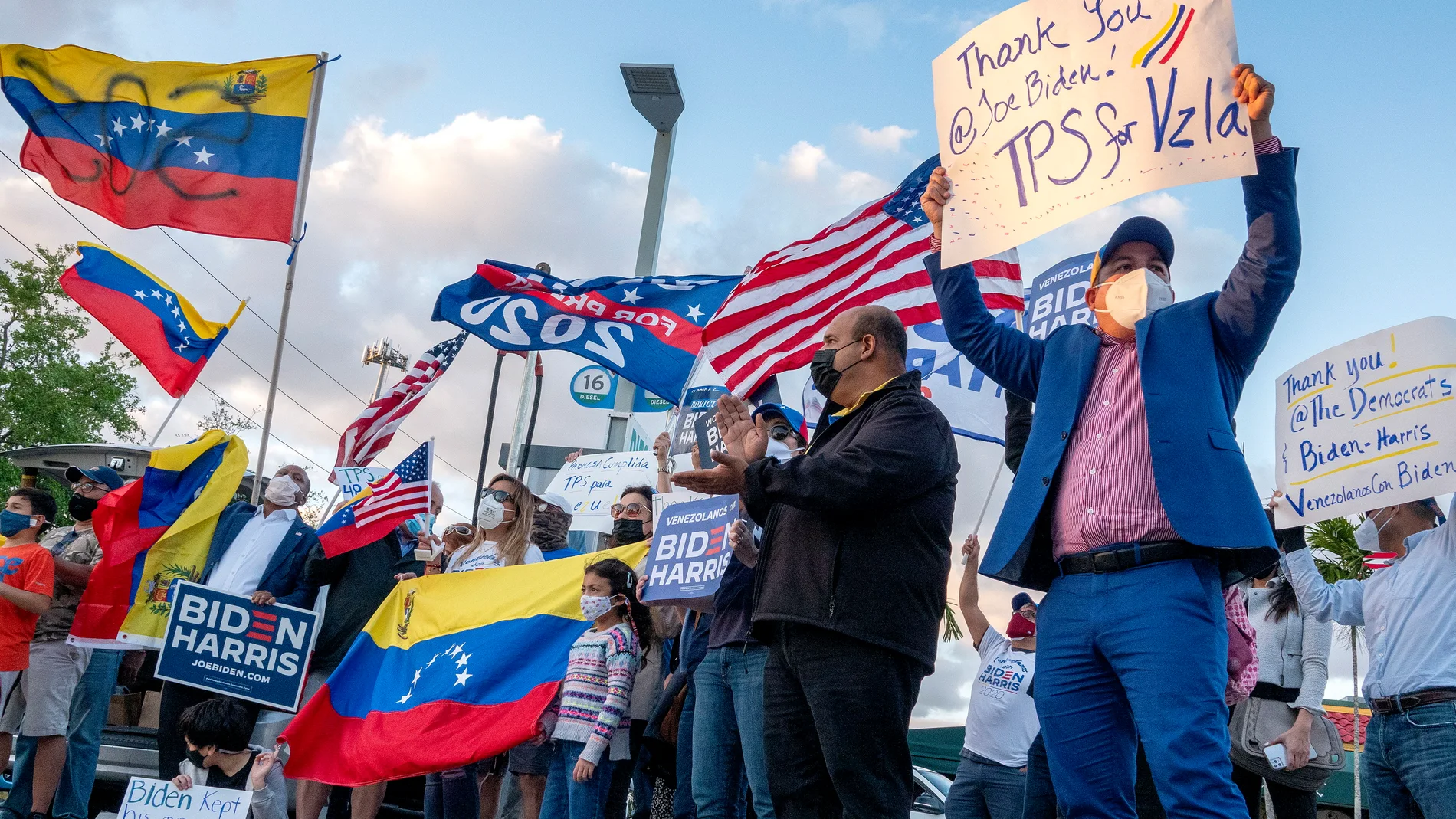 Miles de venezolanos en el limbo por suspensión del Estatus de Protección Temporal en EEUU