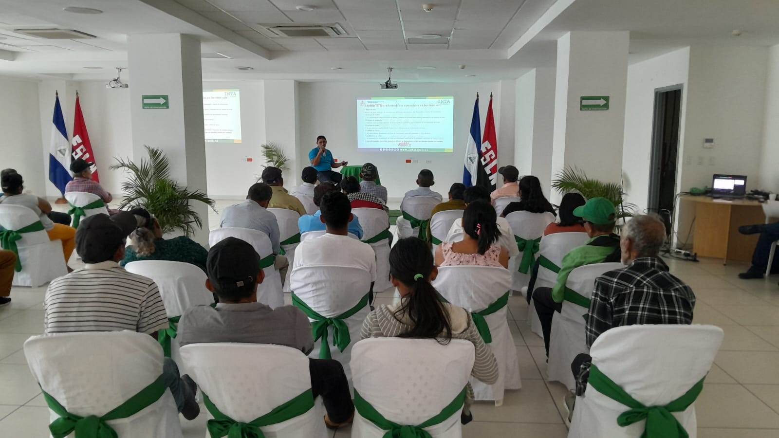 Productores fortalecen habilidades en el manejo de enfermedades en el ganado