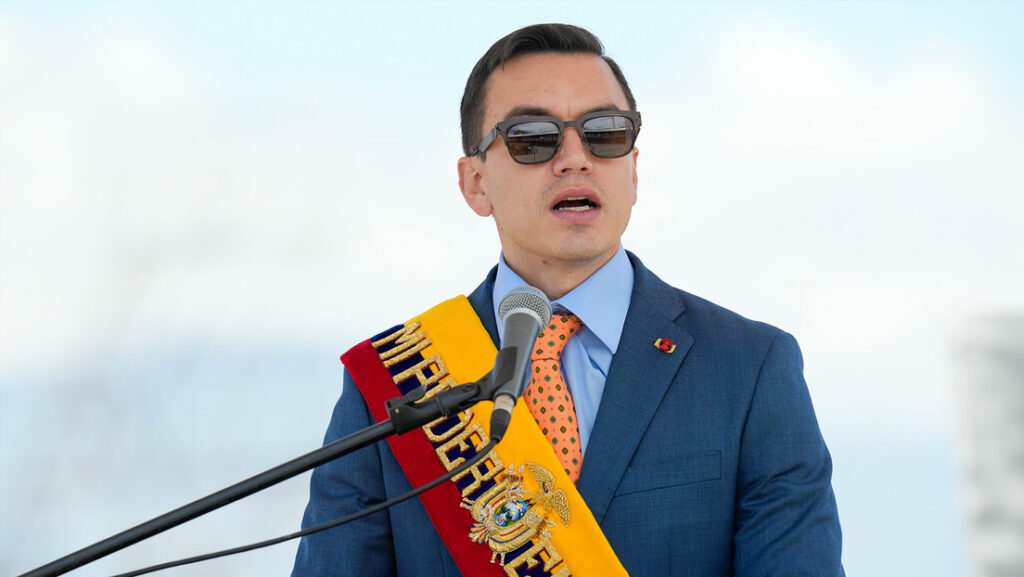 Noboa irregularidades en elecciones