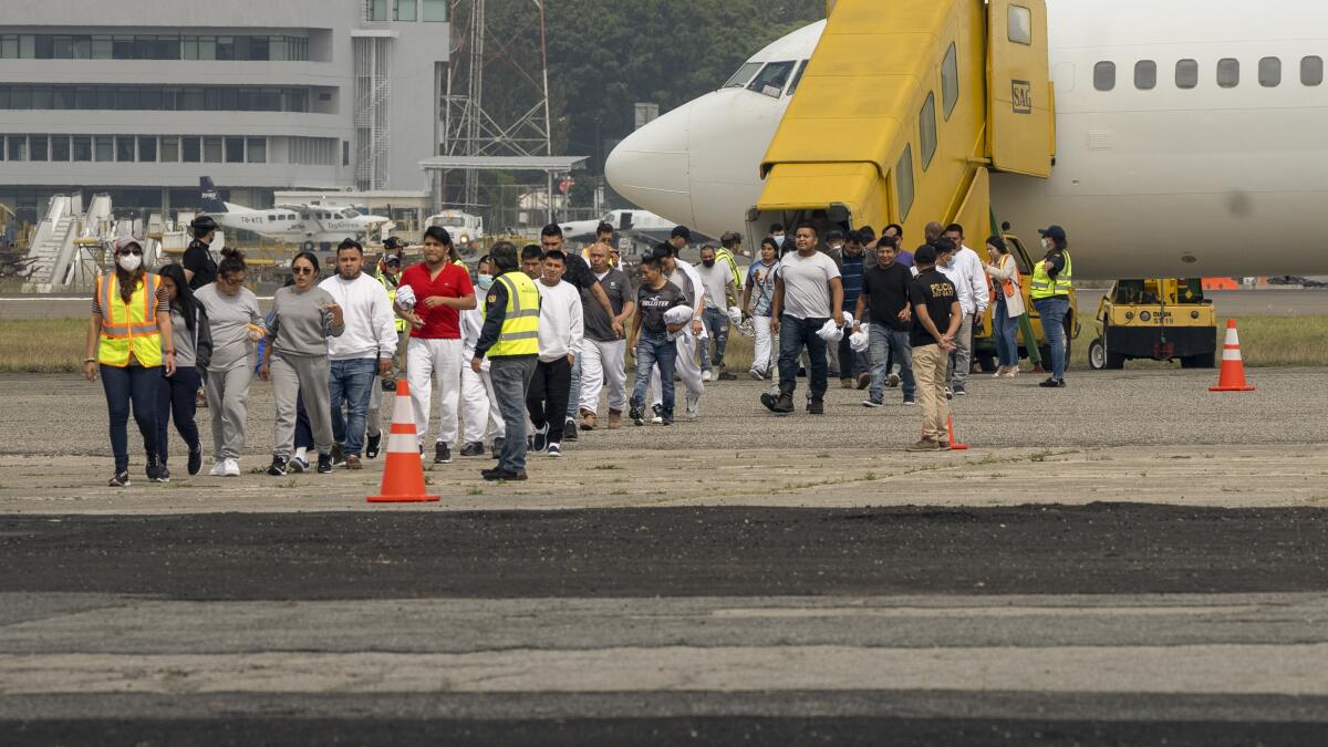 Guatemala recibió desde enero más de cuatro mil connacionales de EEUU