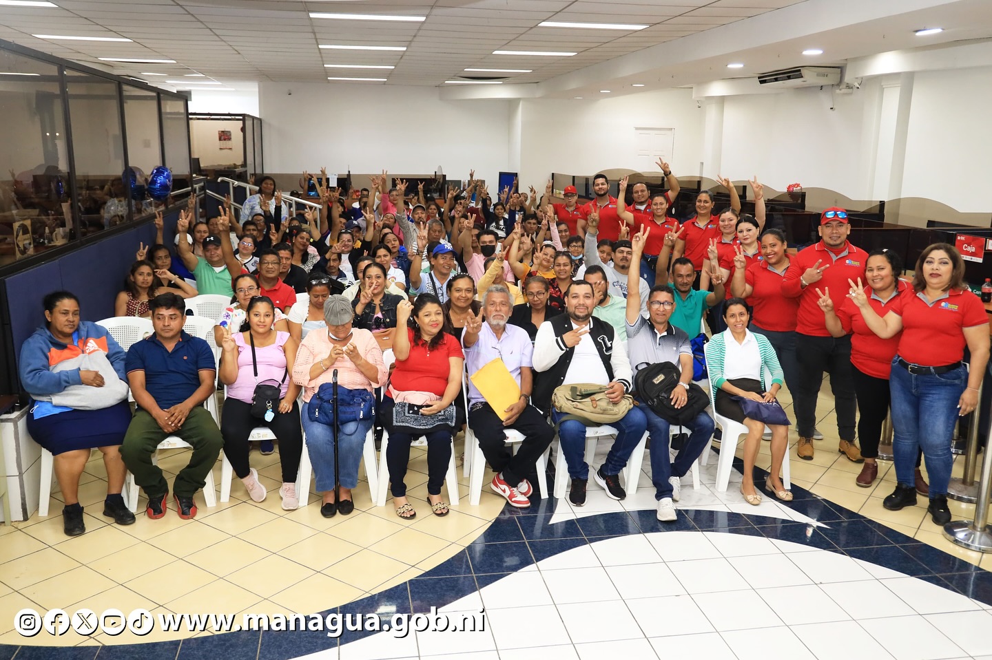 Entregan 500 lotes en Urbanización Villa Esperanza en el Distrito VI de Managua