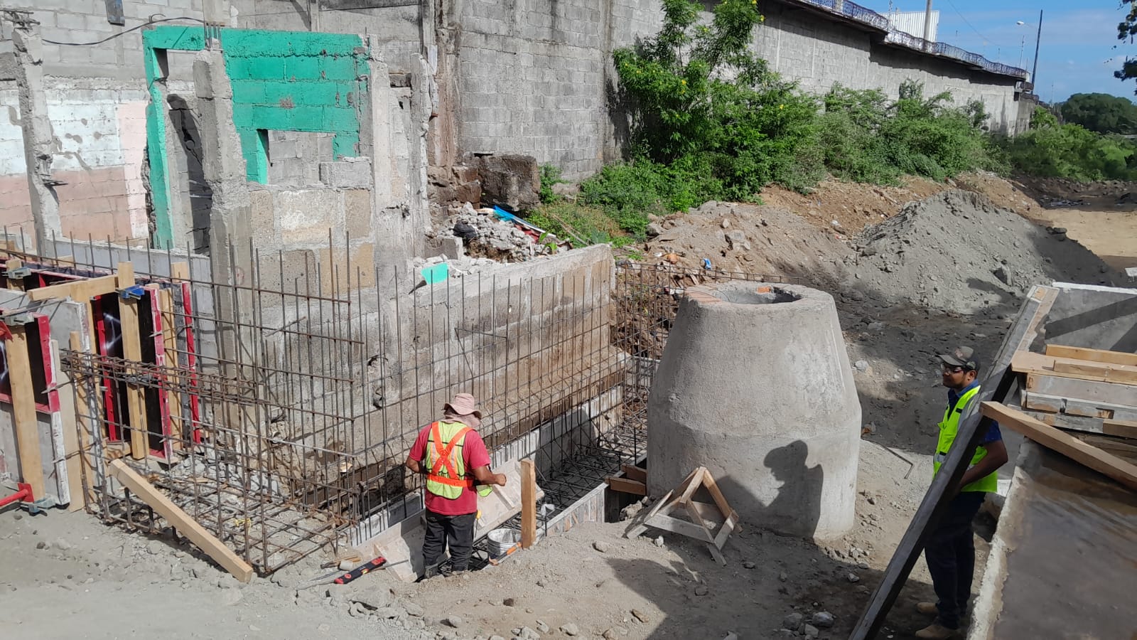 Avanzan obras para mejorar la conectividad en los barrios del Distrito III de Managua