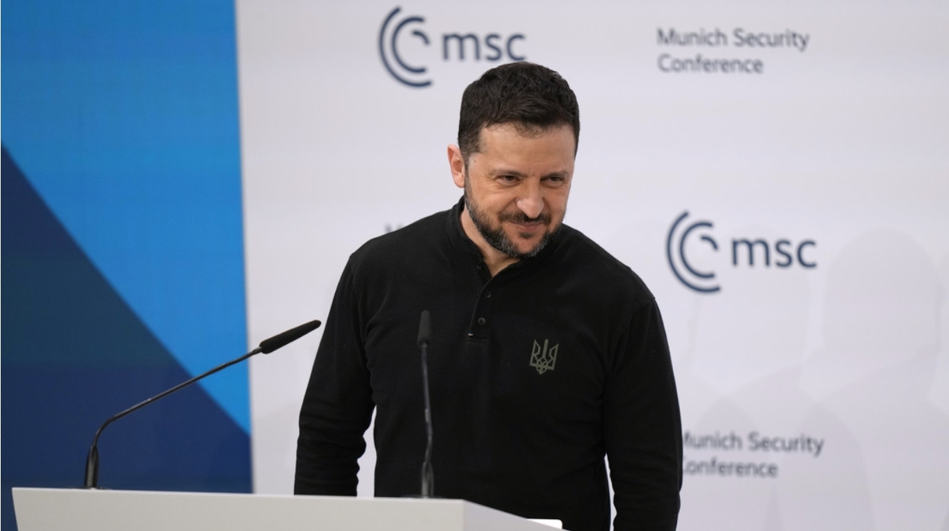 Zelenski, irritado con la “manera cortés” en que EEUU dialoga con Rusia