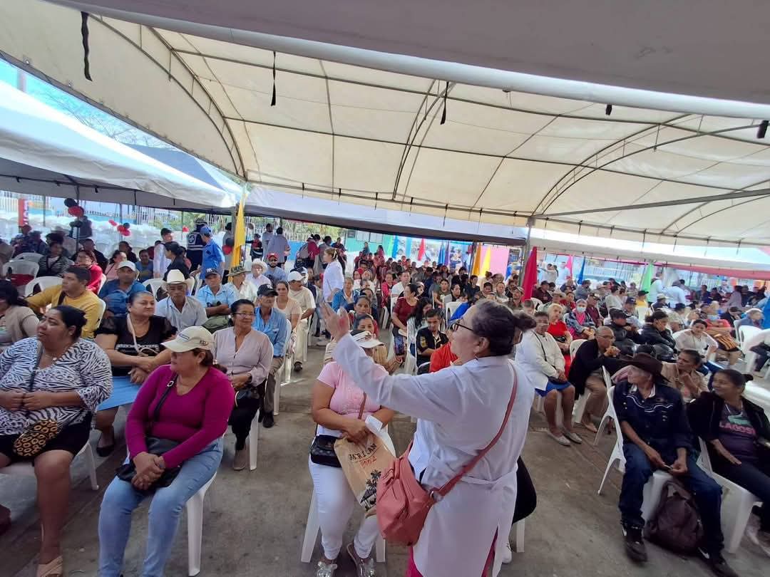 Familias de Estelí son beneficiadas con mega feria de ortopedia