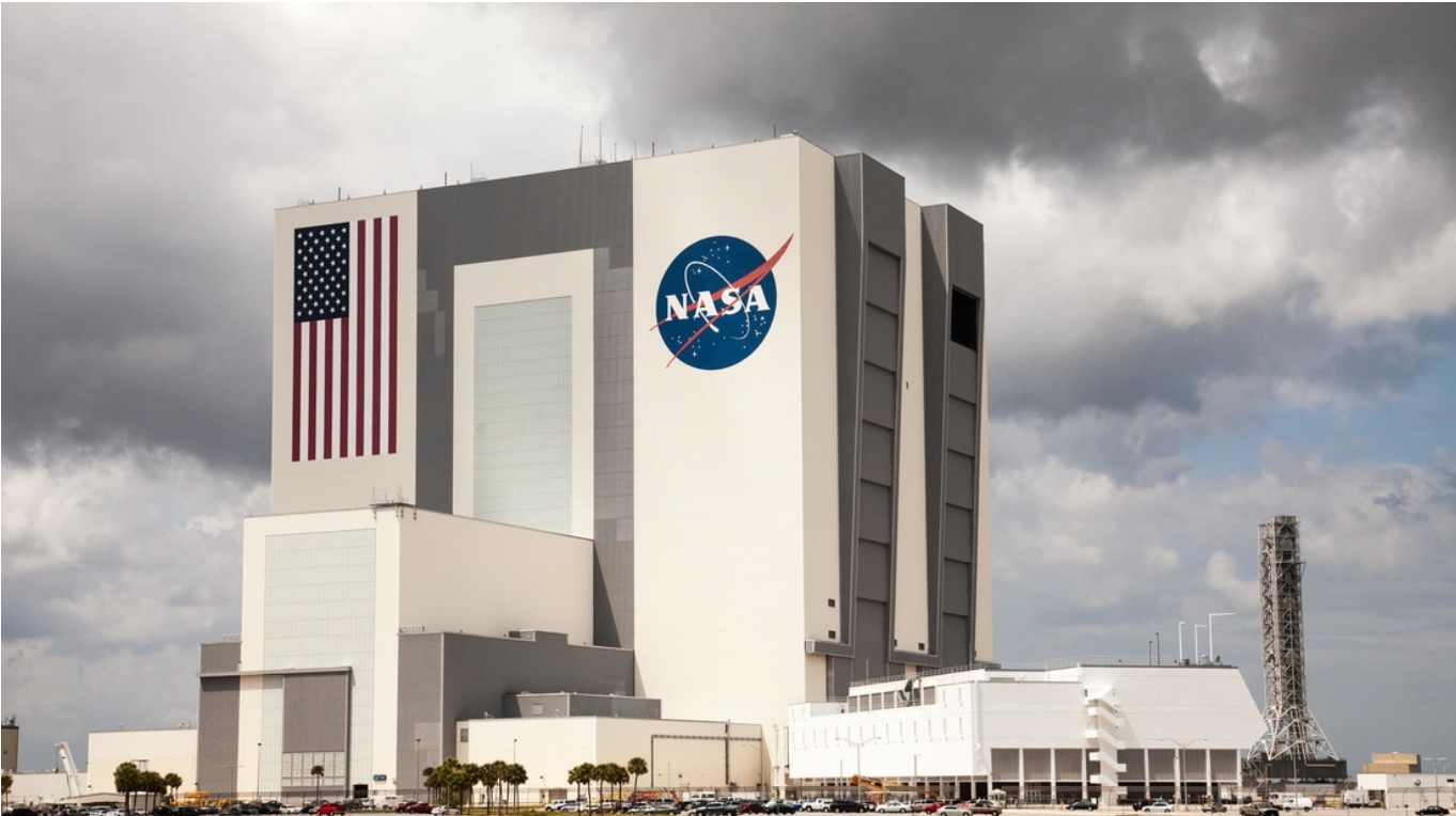 Musk pide a los estadounidenses que delaten a la NASA