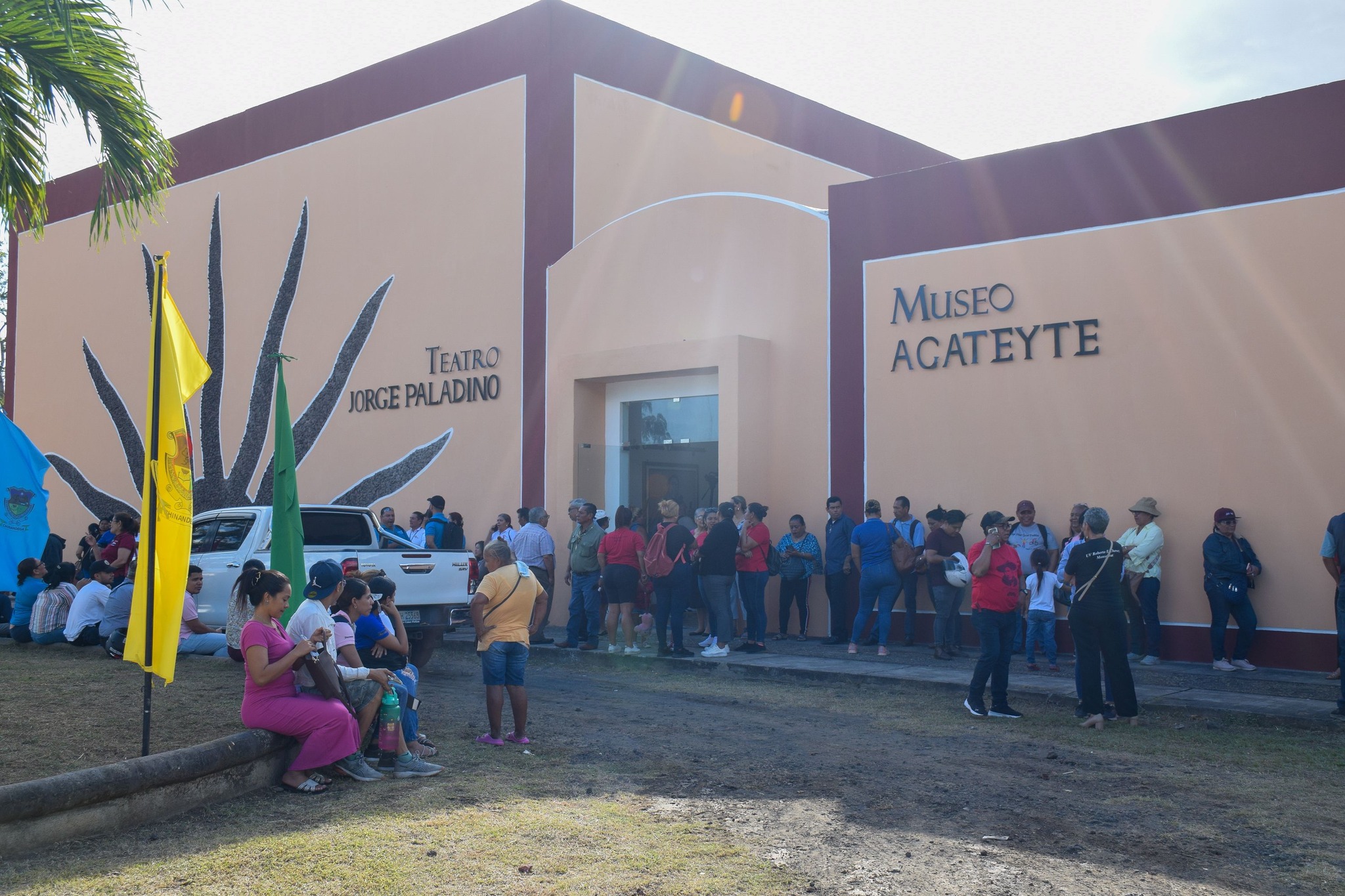 Inauguran en Chinandega el Teatro Municipal Jorge Paladino