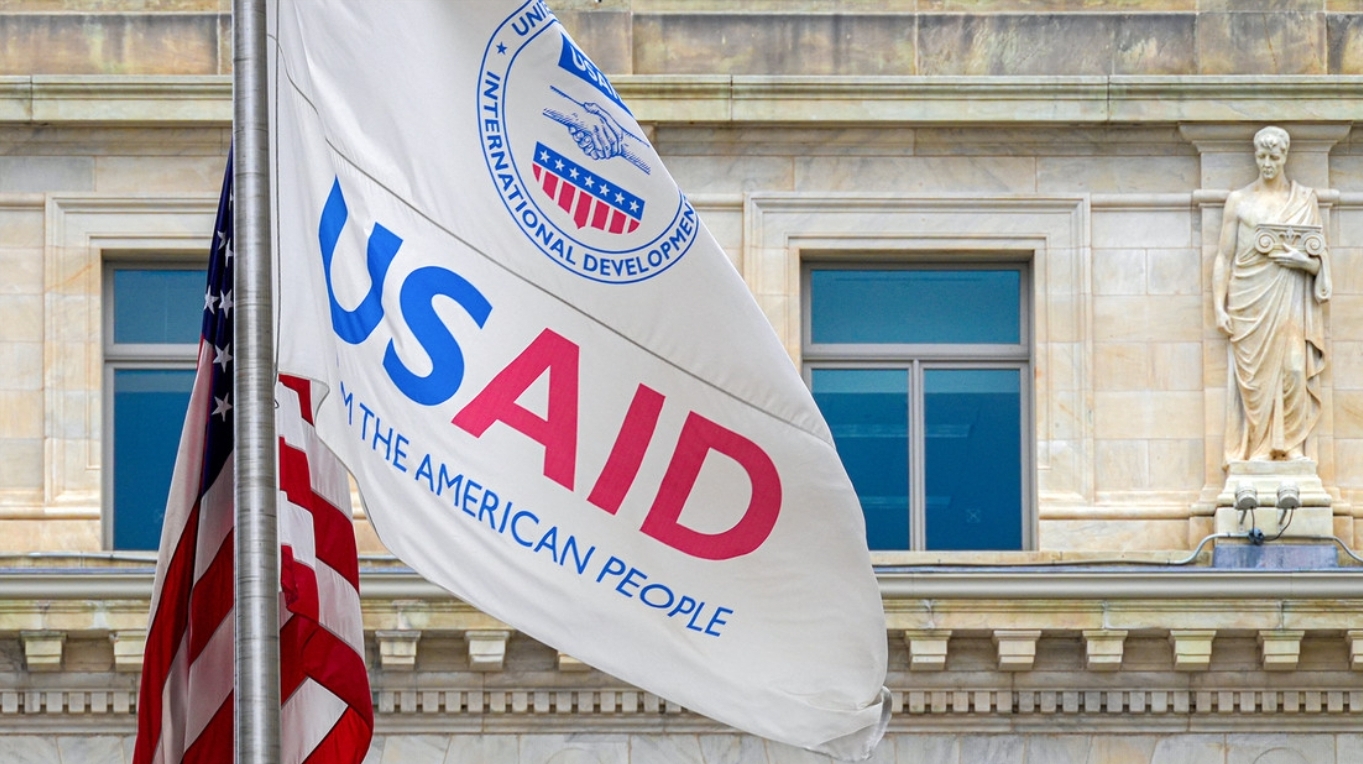 USAID suspende a casi todos sus empleados y despide a 1.600 en EEUU