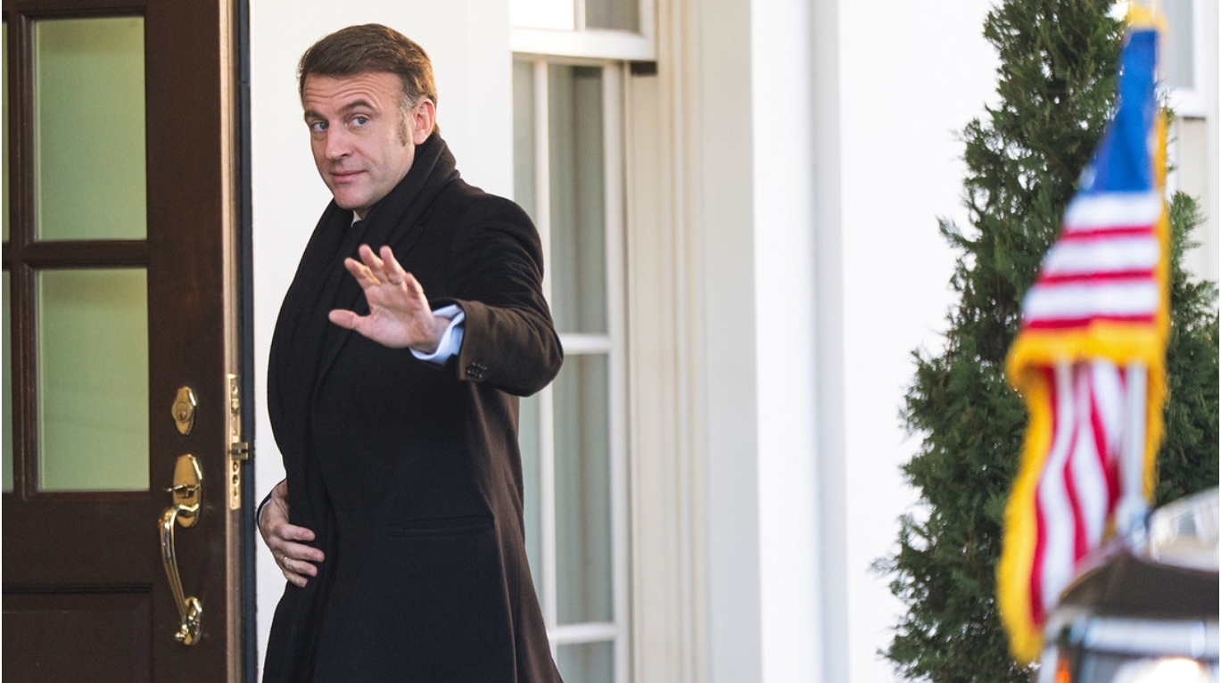 Trump no sale a saludar a Macron a su llegada a la Casa Blanca