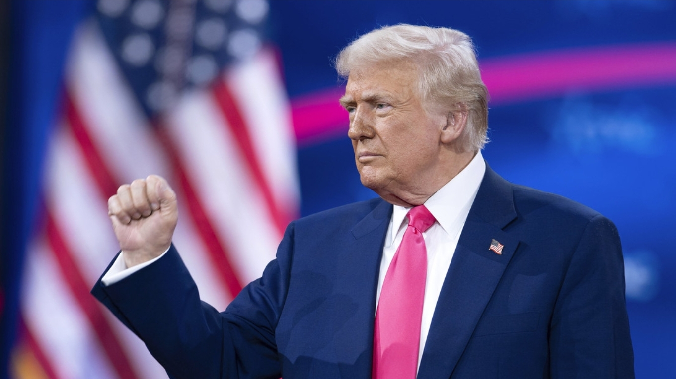 Trump declara que EEUU no proporciona actualmente ninguna ayuda militar a Ucrania