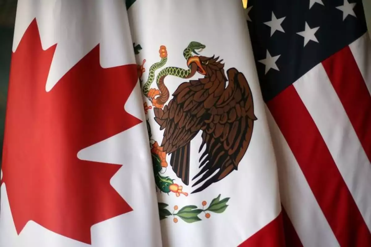 Trump anuncia la nueva fecha para la entrada de los aranceles a México y Canadá