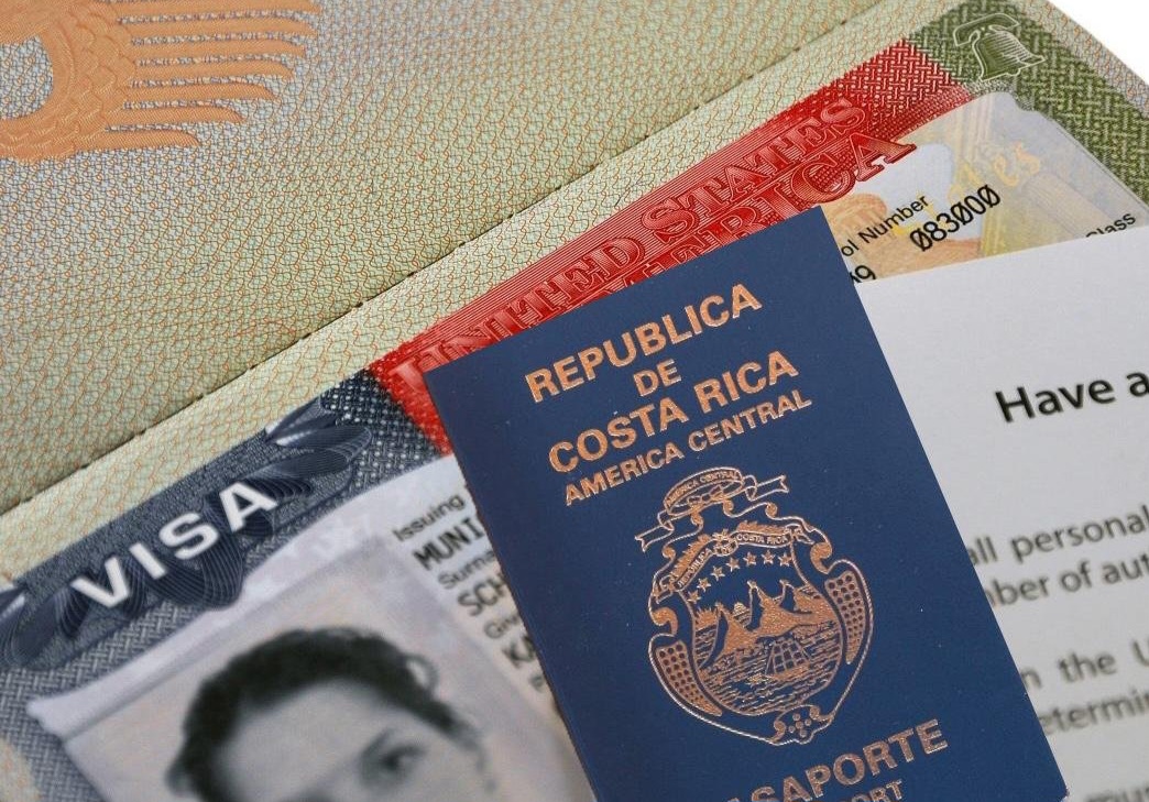 A más ticos les revocaron la visa estadounidense