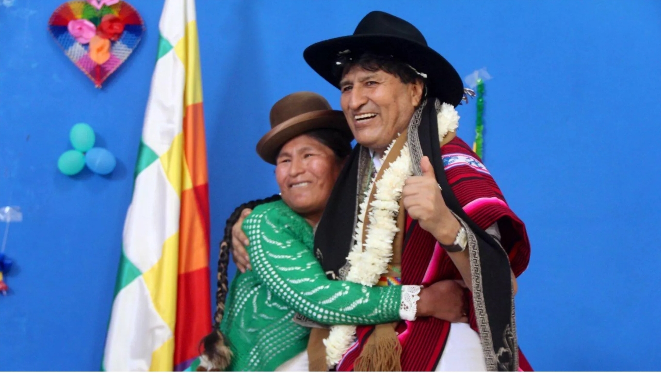 Evo Morales hace oficial su renuncia al MAS e insiste en su candidatura presidencial