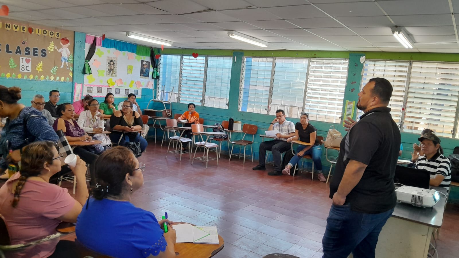 Docentes de 90 escuelas de Managua actualizan estrategias para el aprendizaje