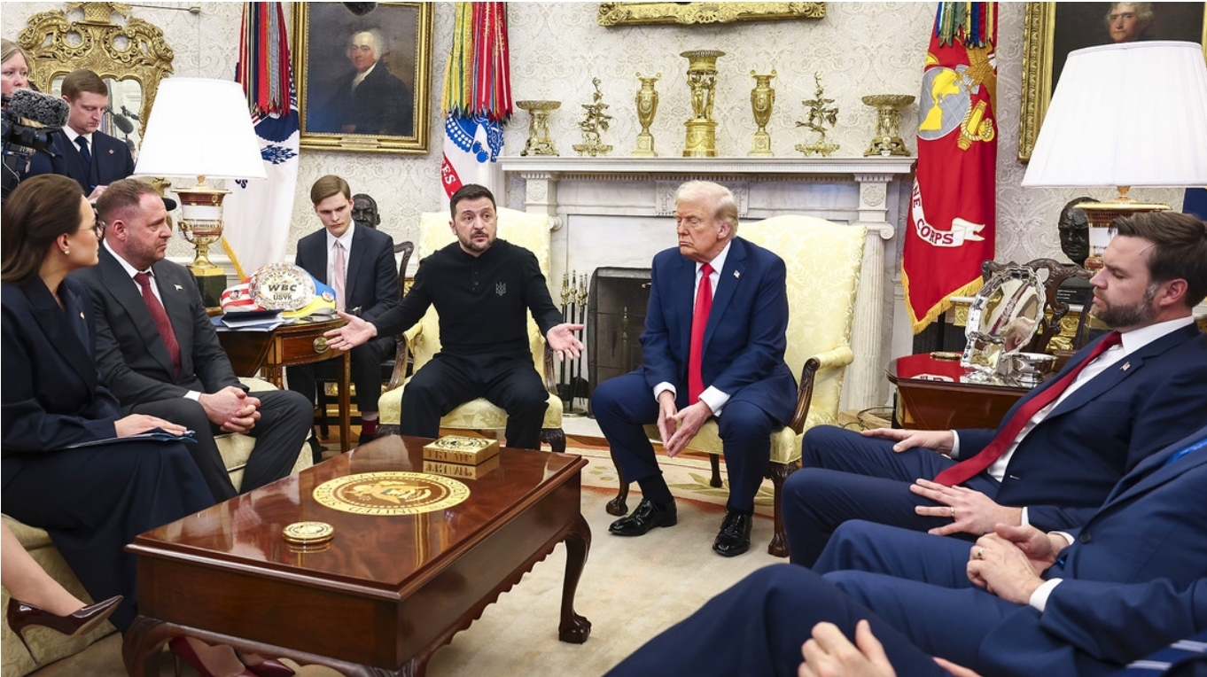 Asesores de Trump insisten en la renuncia de Zelenski como parte de cualquier acuerdo de paz
