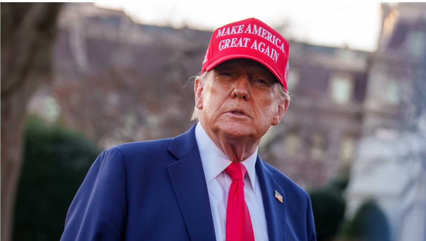 La UE “declara la guerra” a los partidarios europeos de Trump, dice la Inteligencia rusa