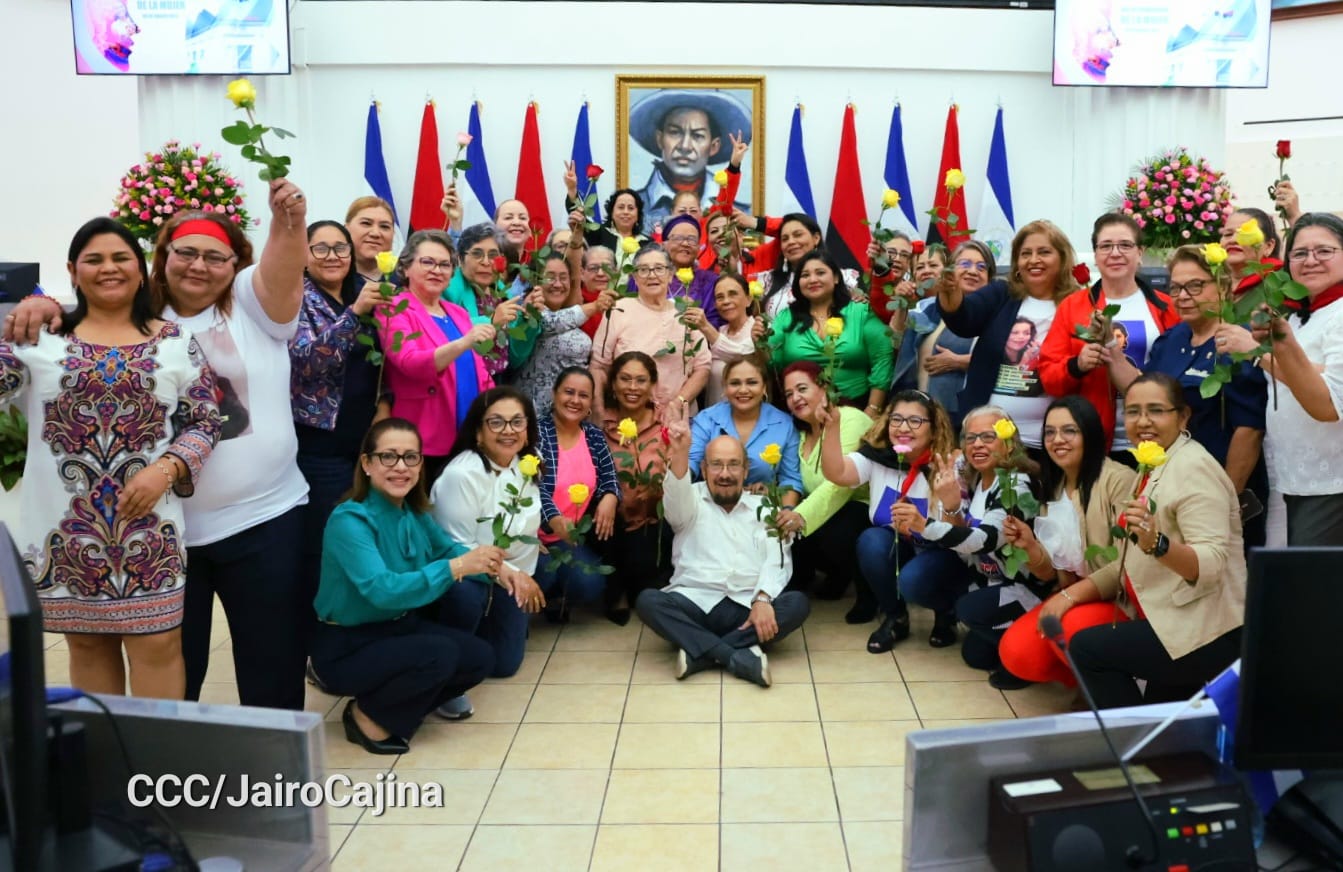 Paridad de género en parlamento nicaragüense encabeza raiting mundial