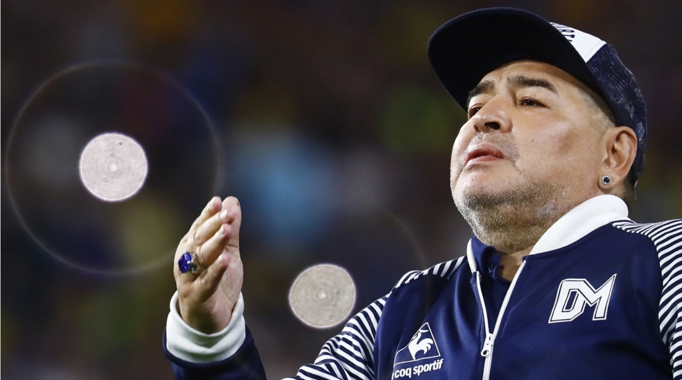 “Así murió Maradona”: fiscal muestra una impactante foto del exfutbolista en su lecho de muerte