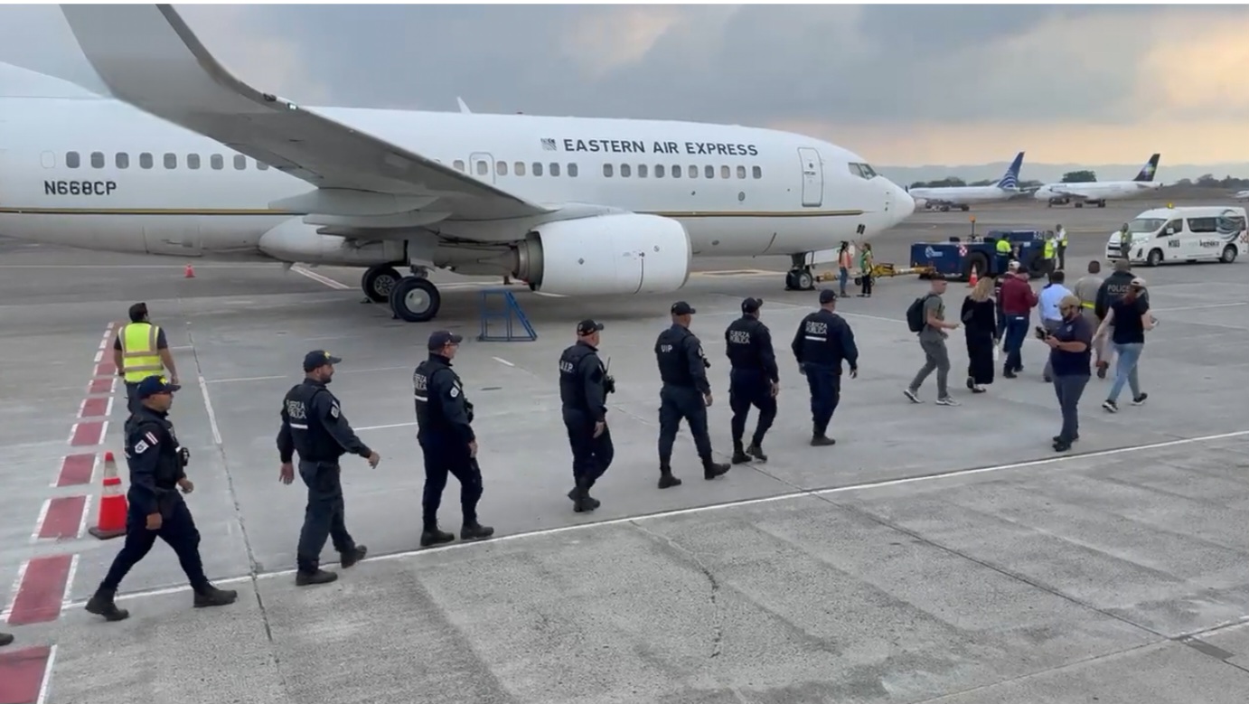 Defensoría costarricense denuncia “violaciones sistemáticas” de los DDHH de los deportados