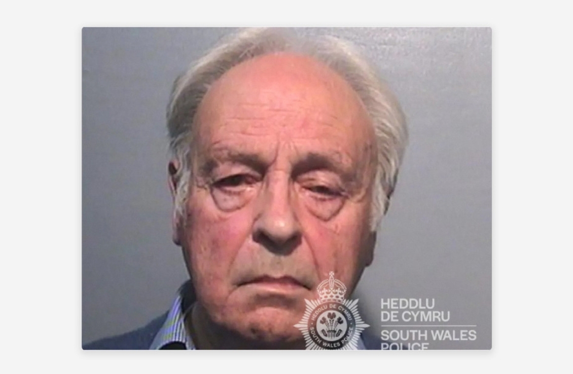 Exobispo de 84 años encarcelado por abuso sexual a un niño