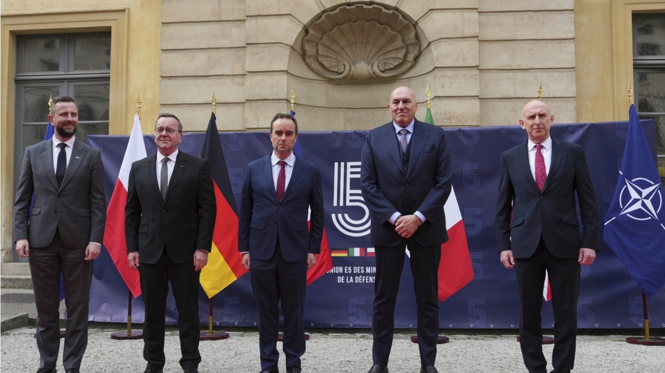 Francia: 15 países están interesados en discutir una nueva arquitectura de seguridad para Ucrania