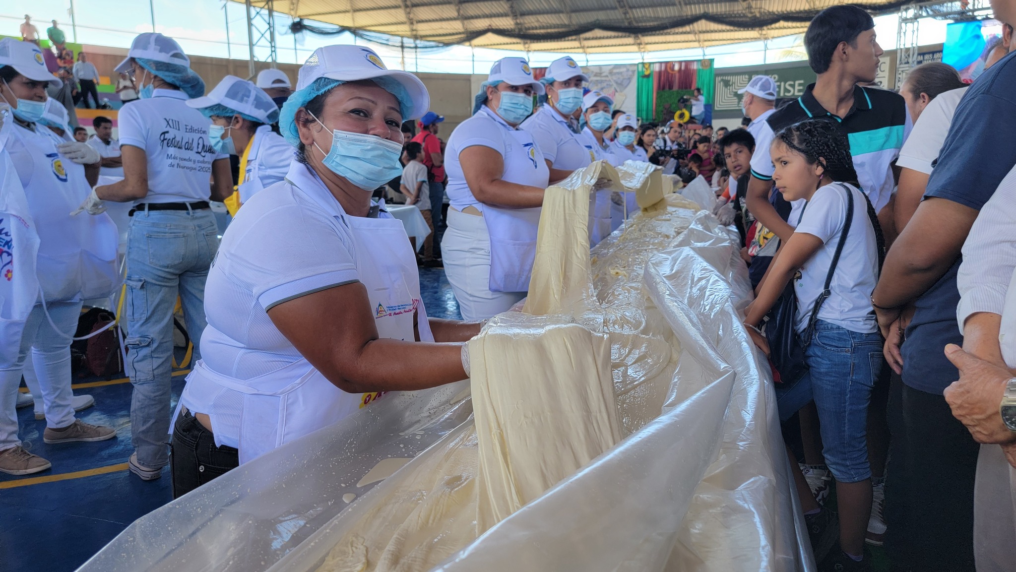 Elaboran en Chontales el quesillo más grande de toda Nicaragua