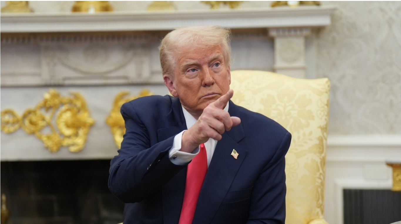Trump lanza una ‘app’ para autodeportación de inmigrantes