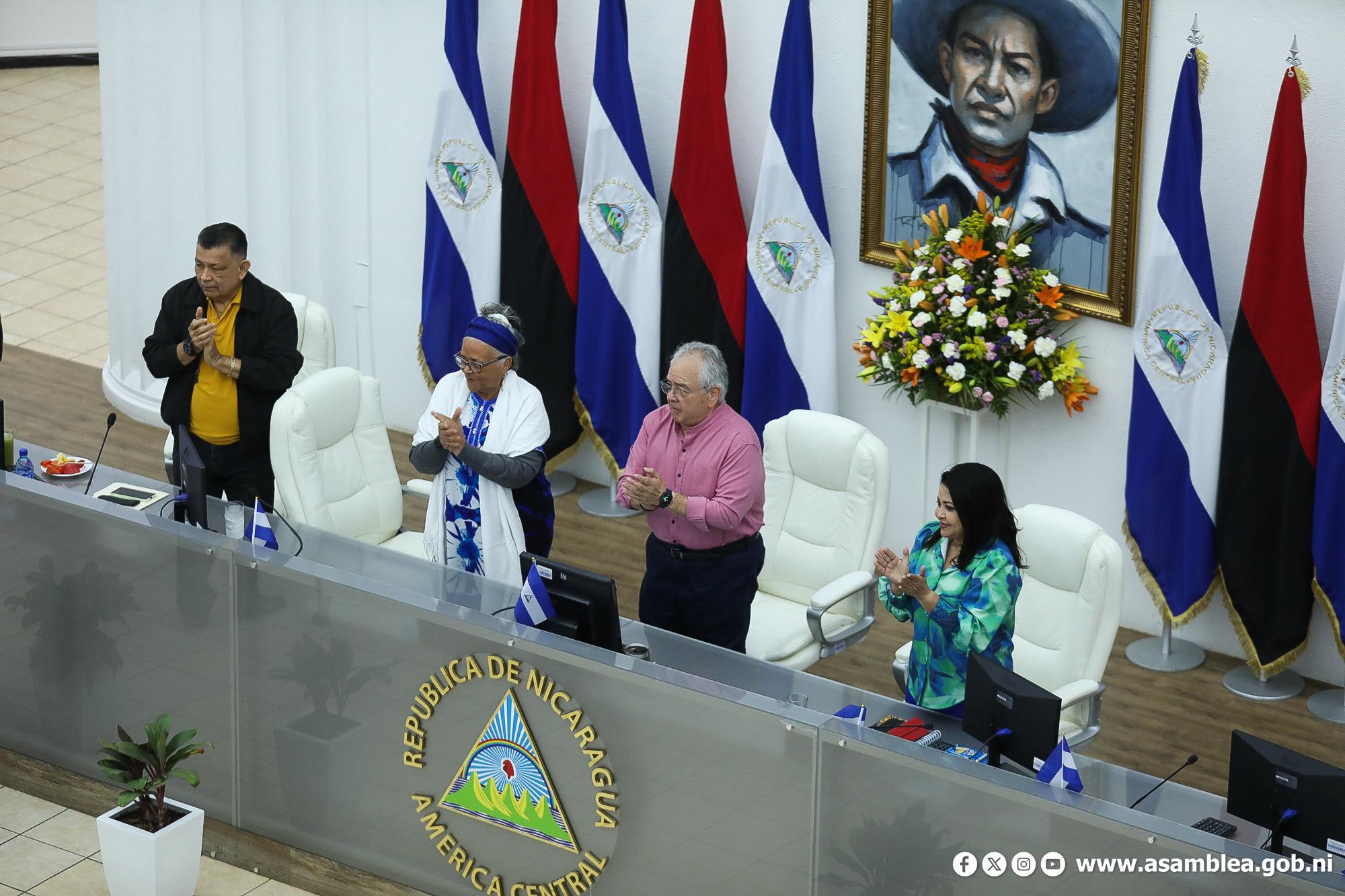 Restituyen a Juana Méndez en magistratura de la Corte Suprema de Justicia de Nicaragua