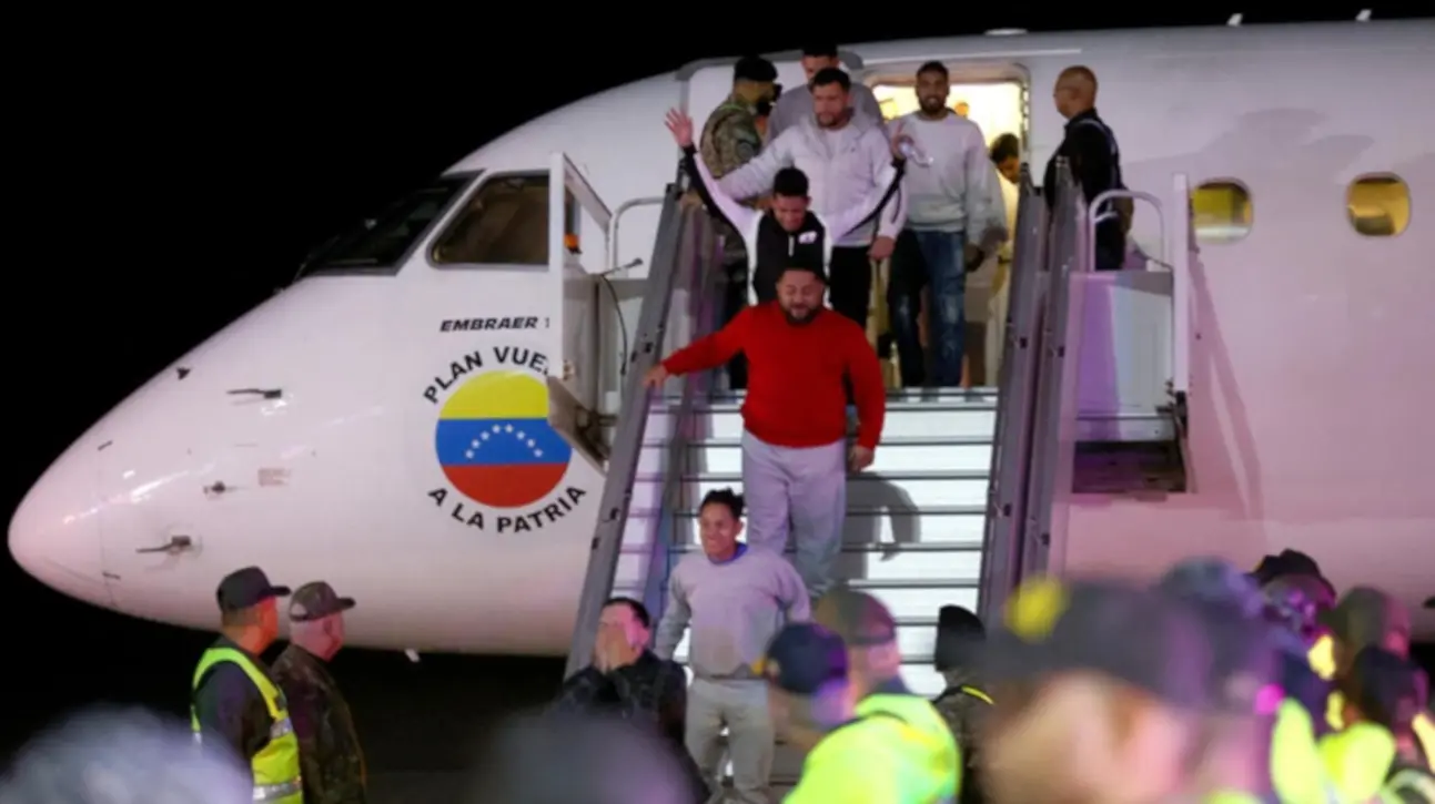 Venezuela reanuda este domingo vuelos a EEUU para continuar con el rescate de migrantes