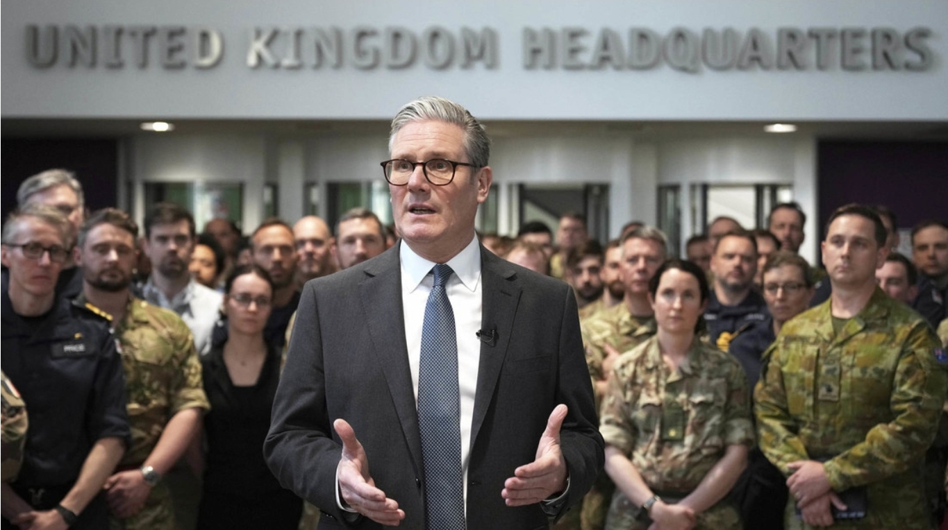 “Teatro político”: Militares británicos descartan el plan de Starmer de enviar soldados a Ucrania