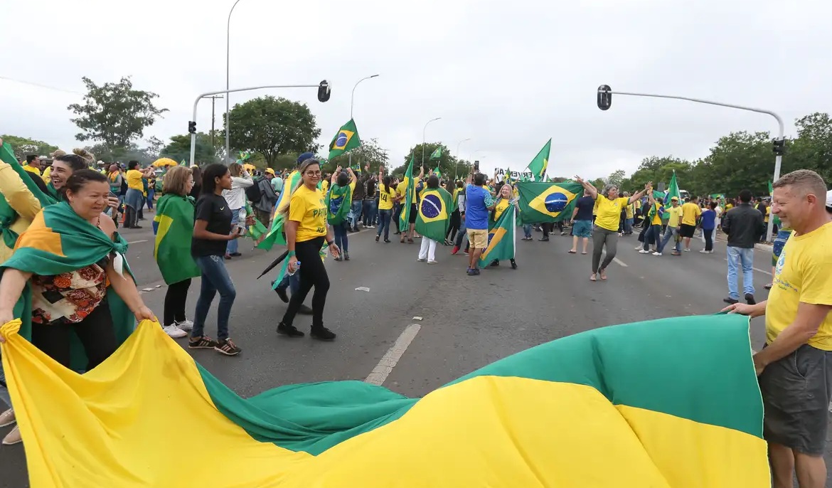 Actos en Brasil por prisión a Bolsonaro y contra amnistía a golpistas