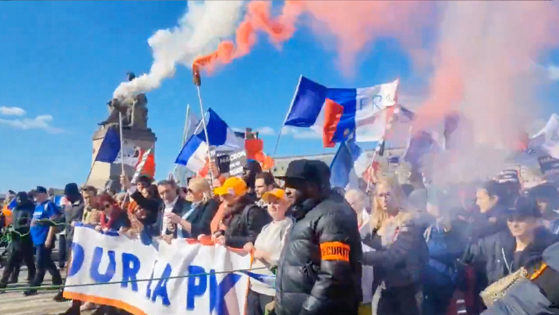 “¡Macron, no queremos tu guerra!”: protesta en París contra la ayuda a Ucrania