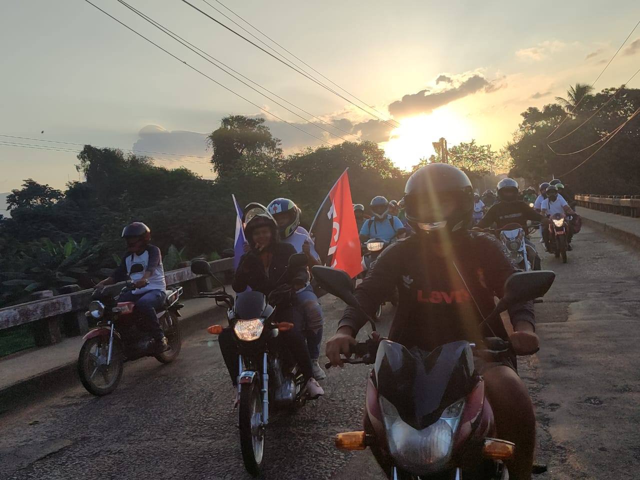 Familias reciben Abril Victorioso con dianas en todo el territorio nicaragüense
