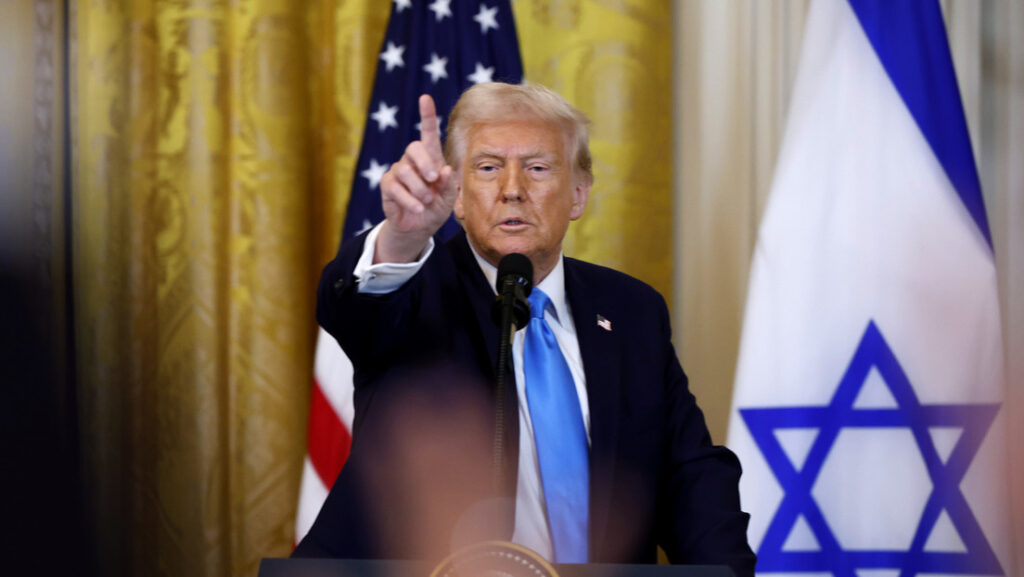 EEUU e Israel se preparan para bombardear a Irán